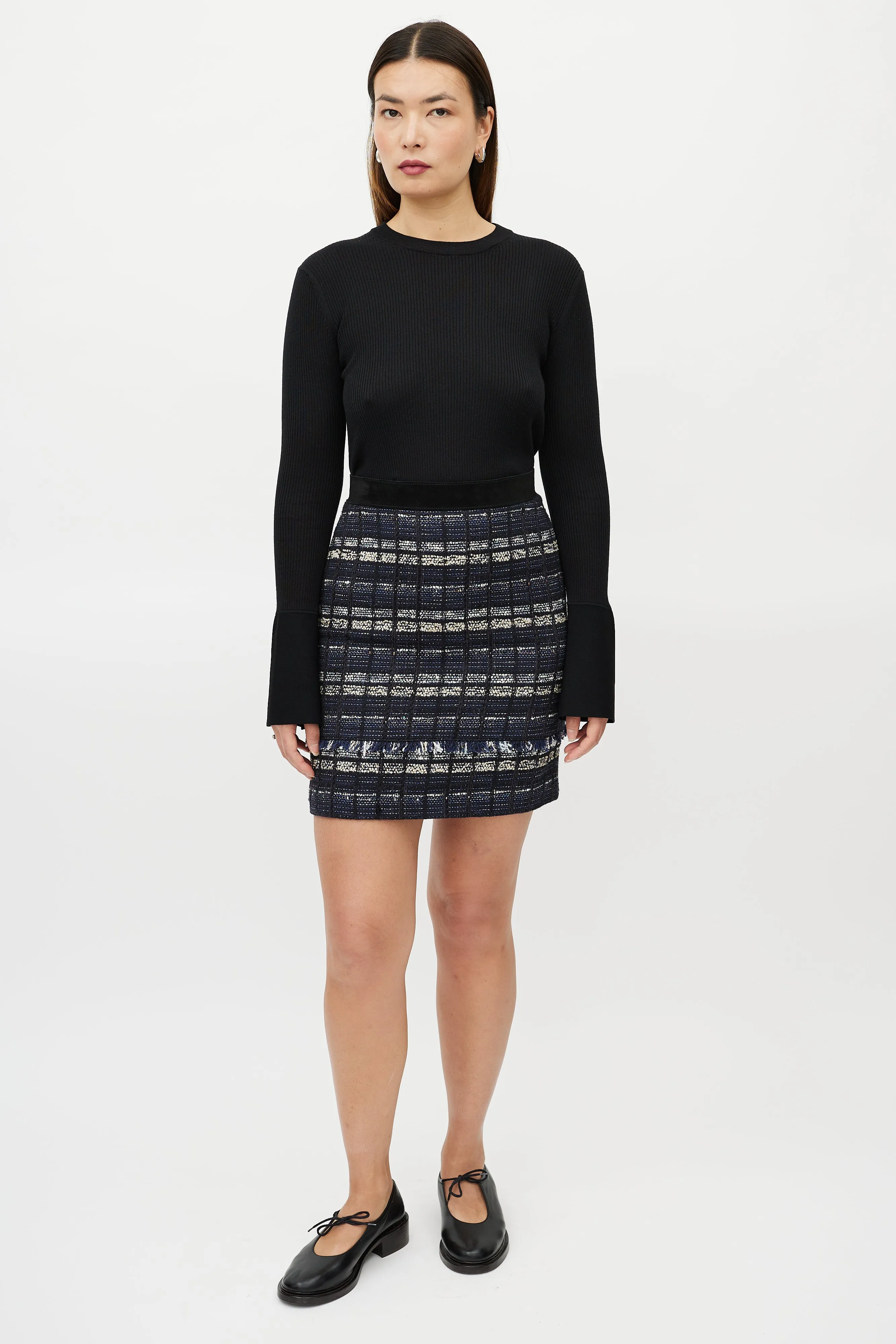 Black Silk Ribbed Bell Sleeve Sweater
