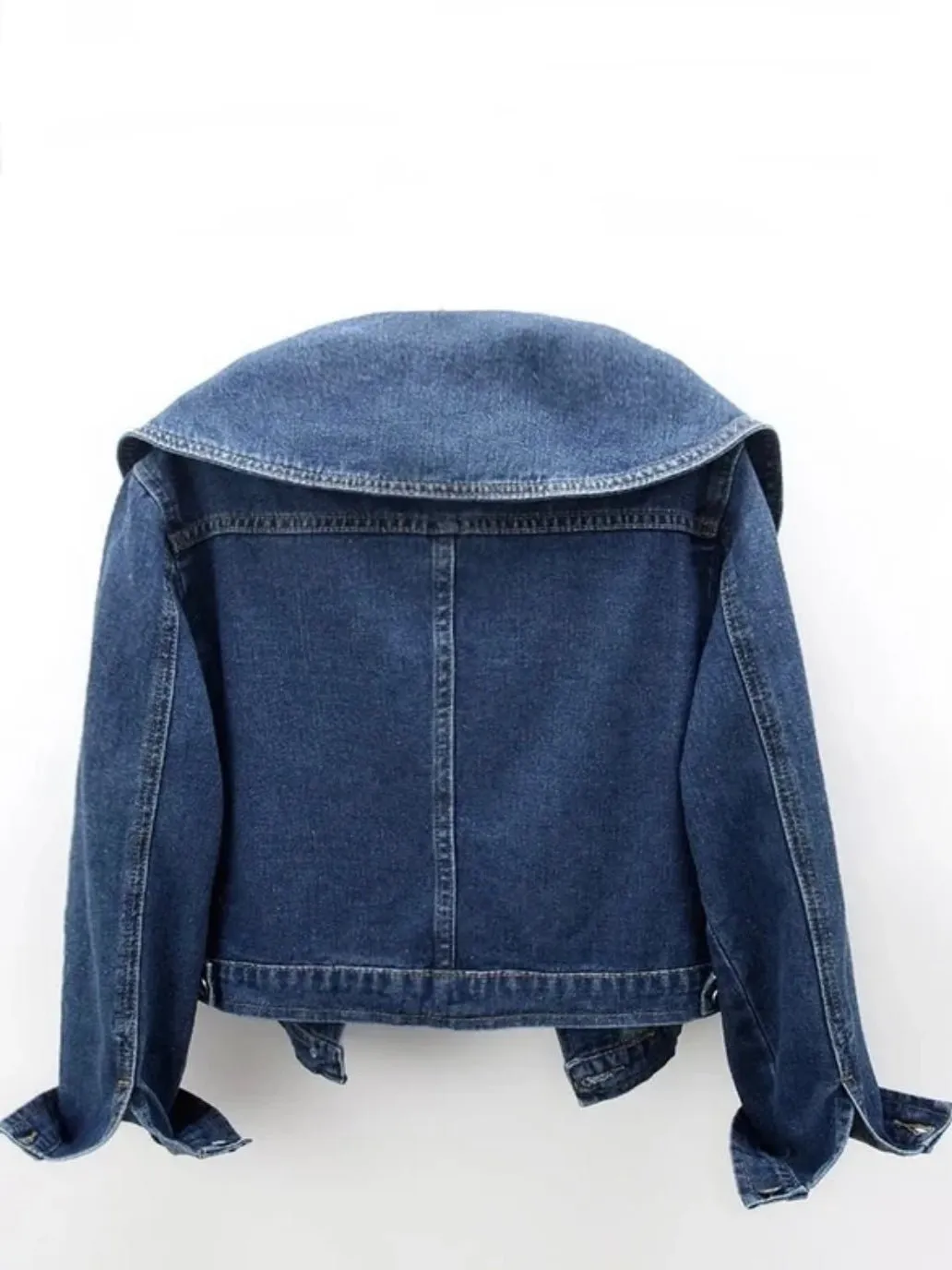 Dark blue jeans big neck jacket