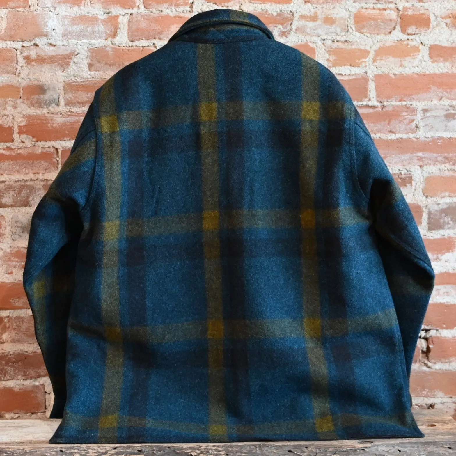 Filson Lined Mackinaw Jac-Shirt in Teal Ochre Plaid