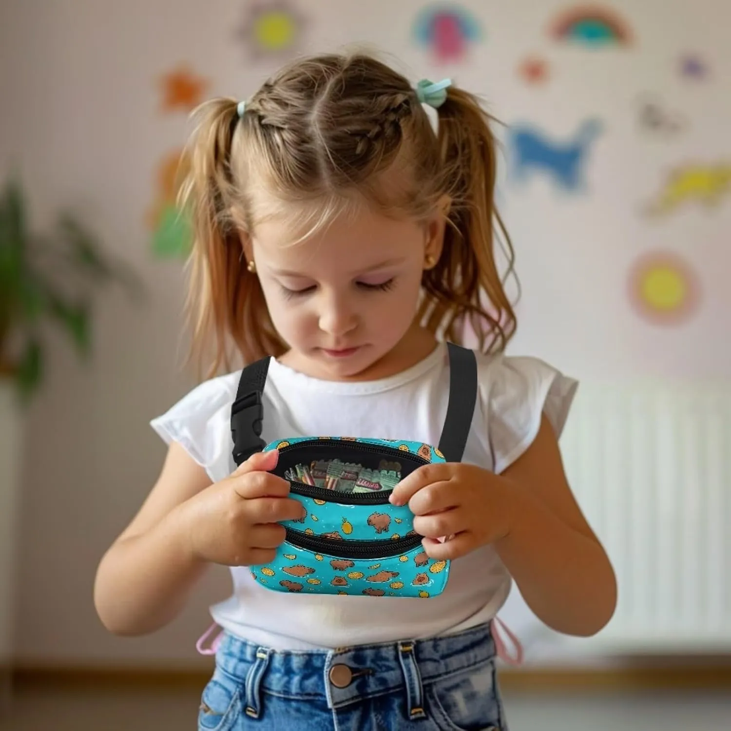 GIFTPUZZ Capybara Small Fanny Pack for Kids Waist Bag with Adjustable Belt for Children Sport Running, Camping, Trip aist Pack Cool Design Fanny Belt Bags