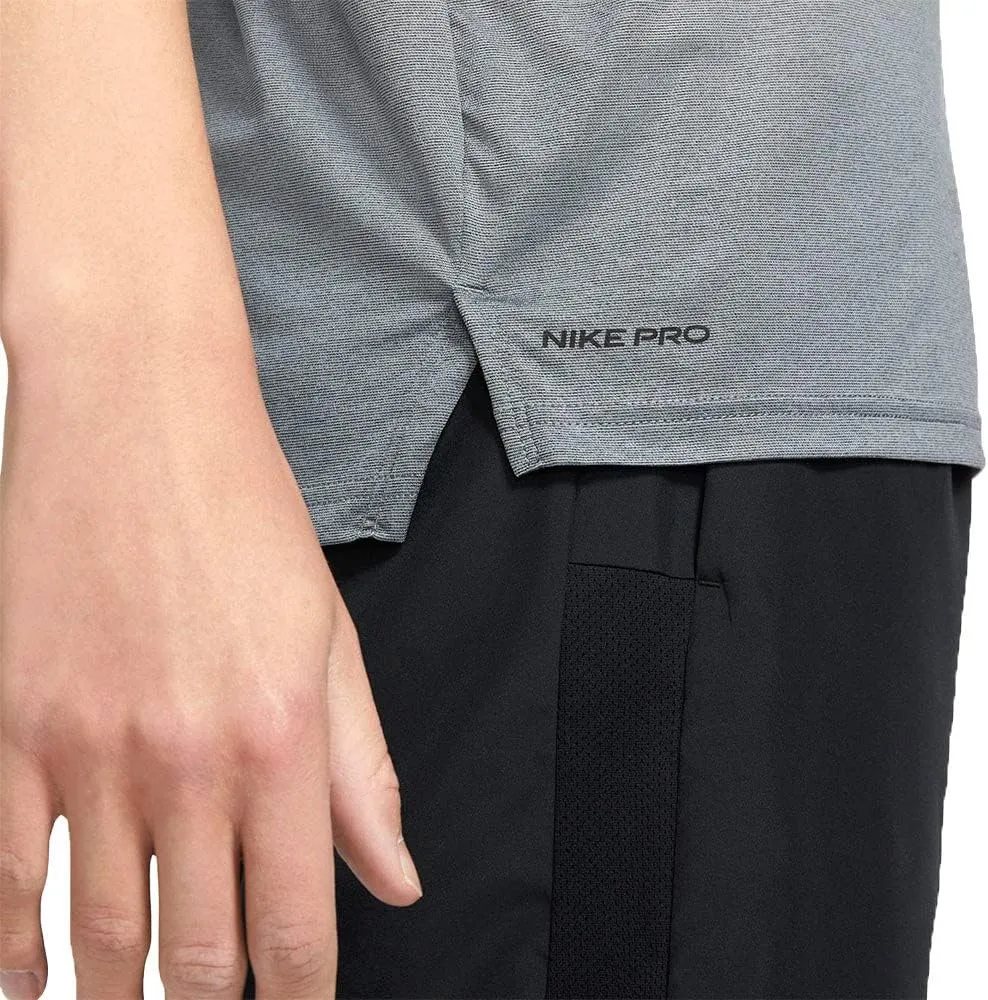 Nike Men's T-Shirt