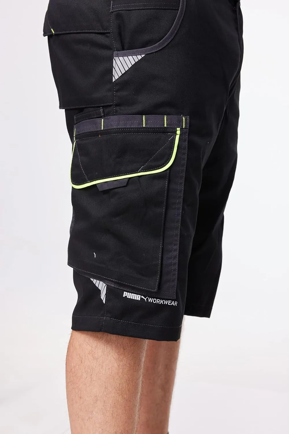 PUMA Workwear Shorts Men - Precision X - Outdoor Multi-Pocket Cargo Shorts - Lightweight, Durable and Reinforced Mens Shorts