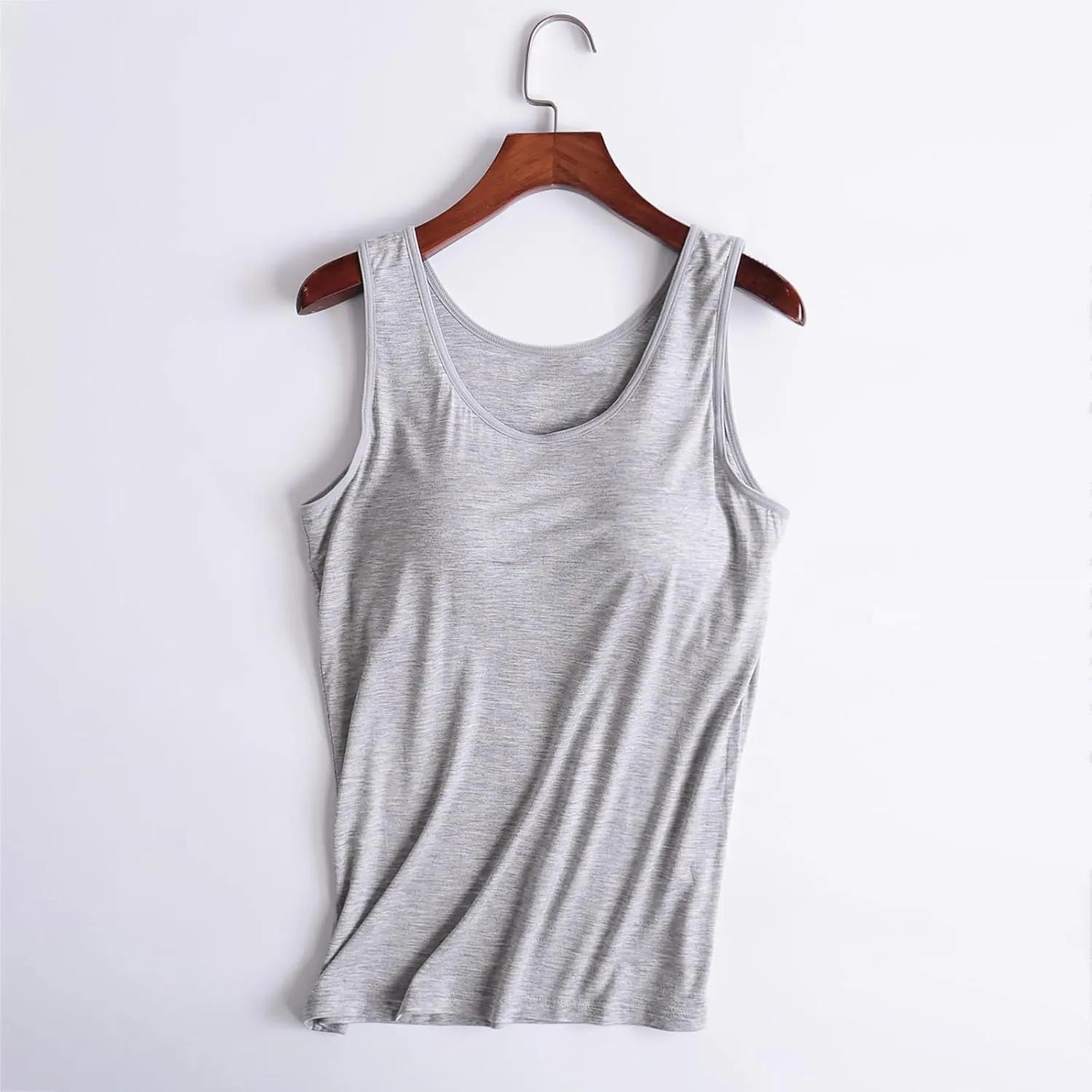 Tank Top with Built in Bra for Women Plus Size Wide Strap Crewneck Workout Yoga Athletic Casual Camisole Outfits 2025
