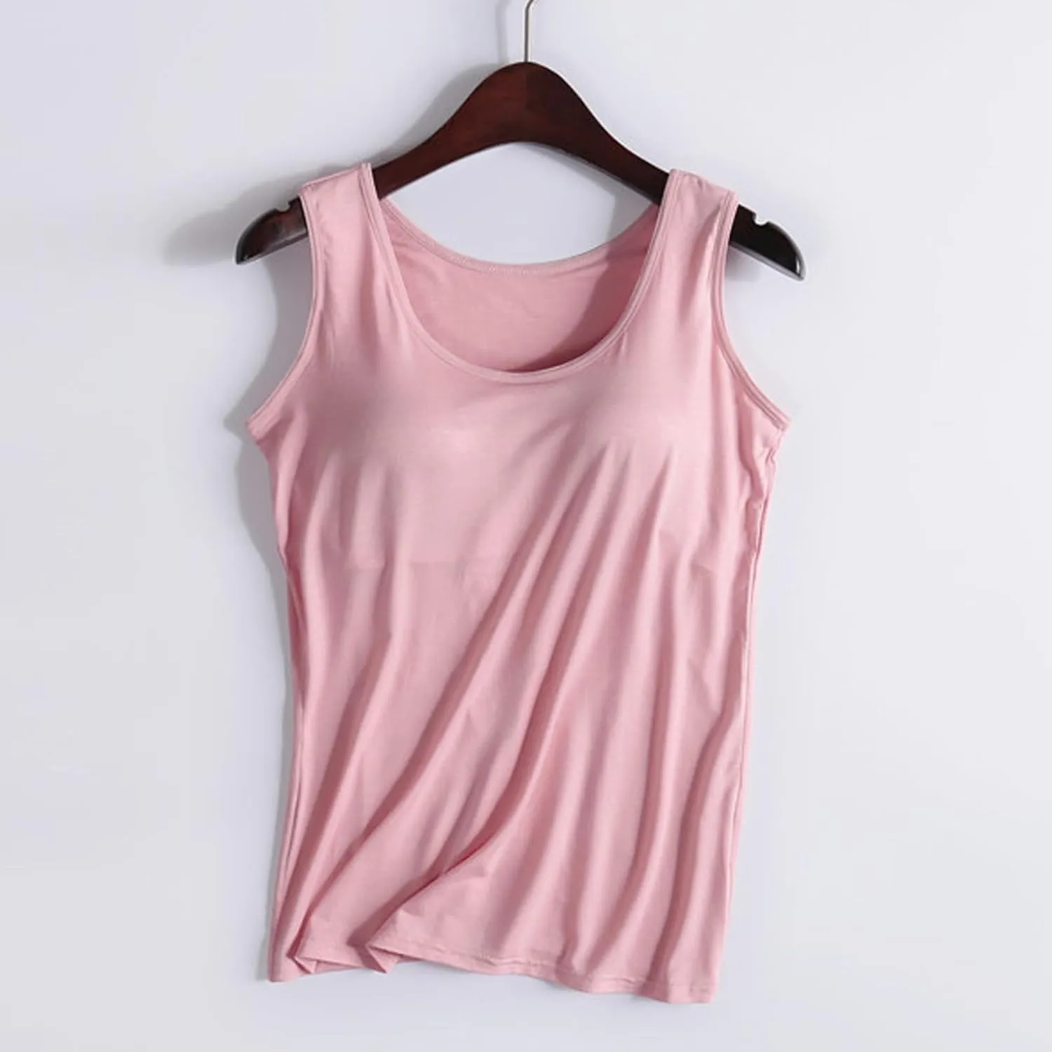 Tank Top with Built in Bra for Women Plus Size Wide Strap Crewneck Workout Yoga Athletic Casual Camisole Outfits 2025