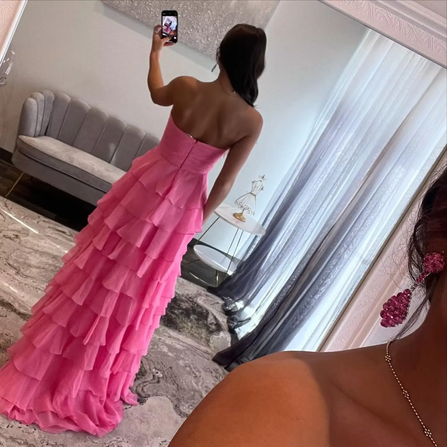 Tiered Chiffon Prom Dresses for Women Strapless Backless Ball Gown Sleeveless Ruched Evening Party Dress with Slit