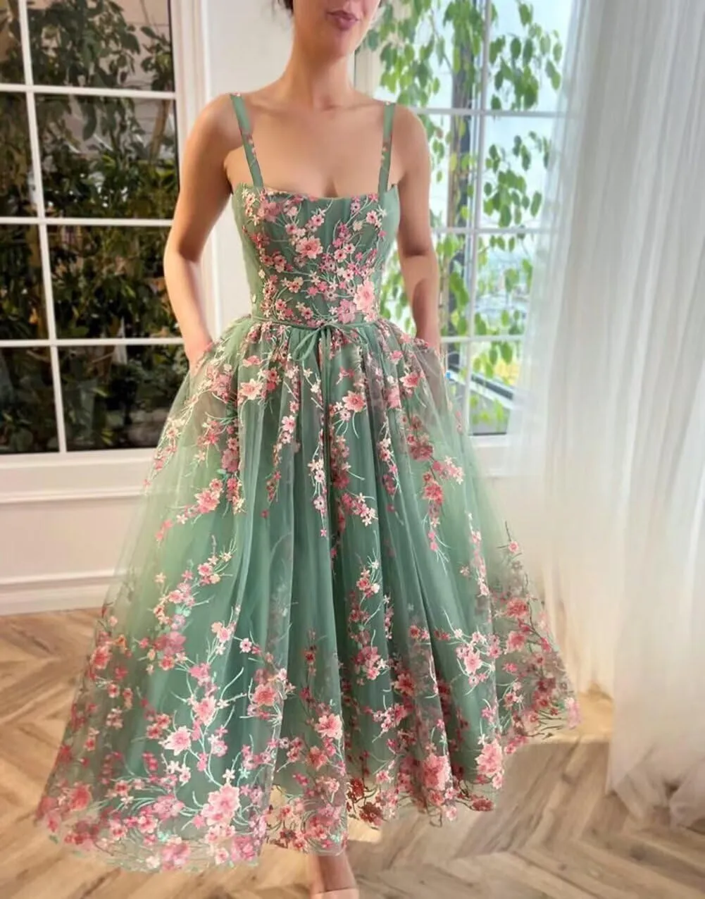 Tulle Floral Prom Dresses for Women Puffy Flower Lace Evening Party Gowns Spaghetti Straps Midi Dress with Pocket