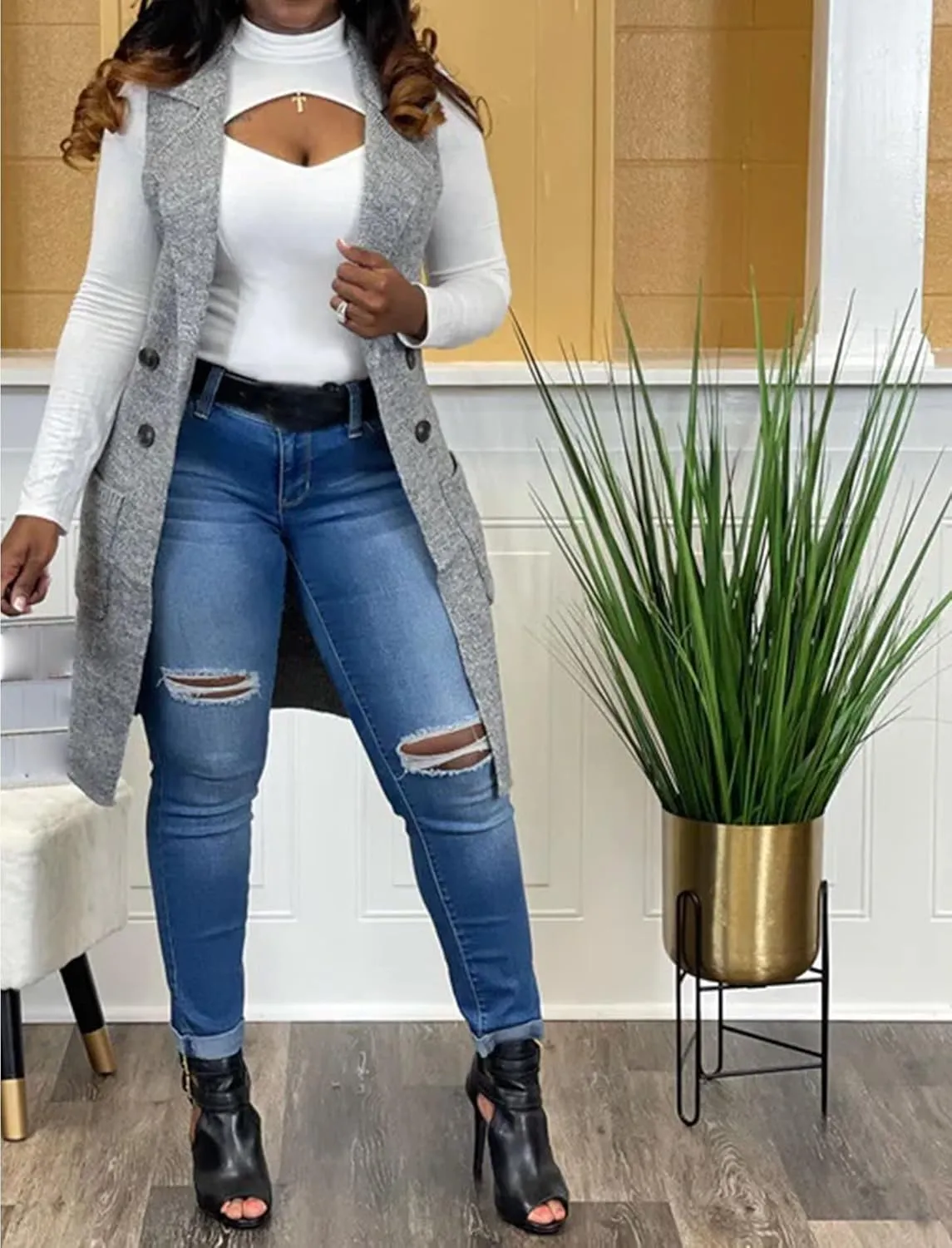 Women's Casual Sleeveless Long Sweater Vest Open Front Knit Cardigan Waistcoat with Pockets