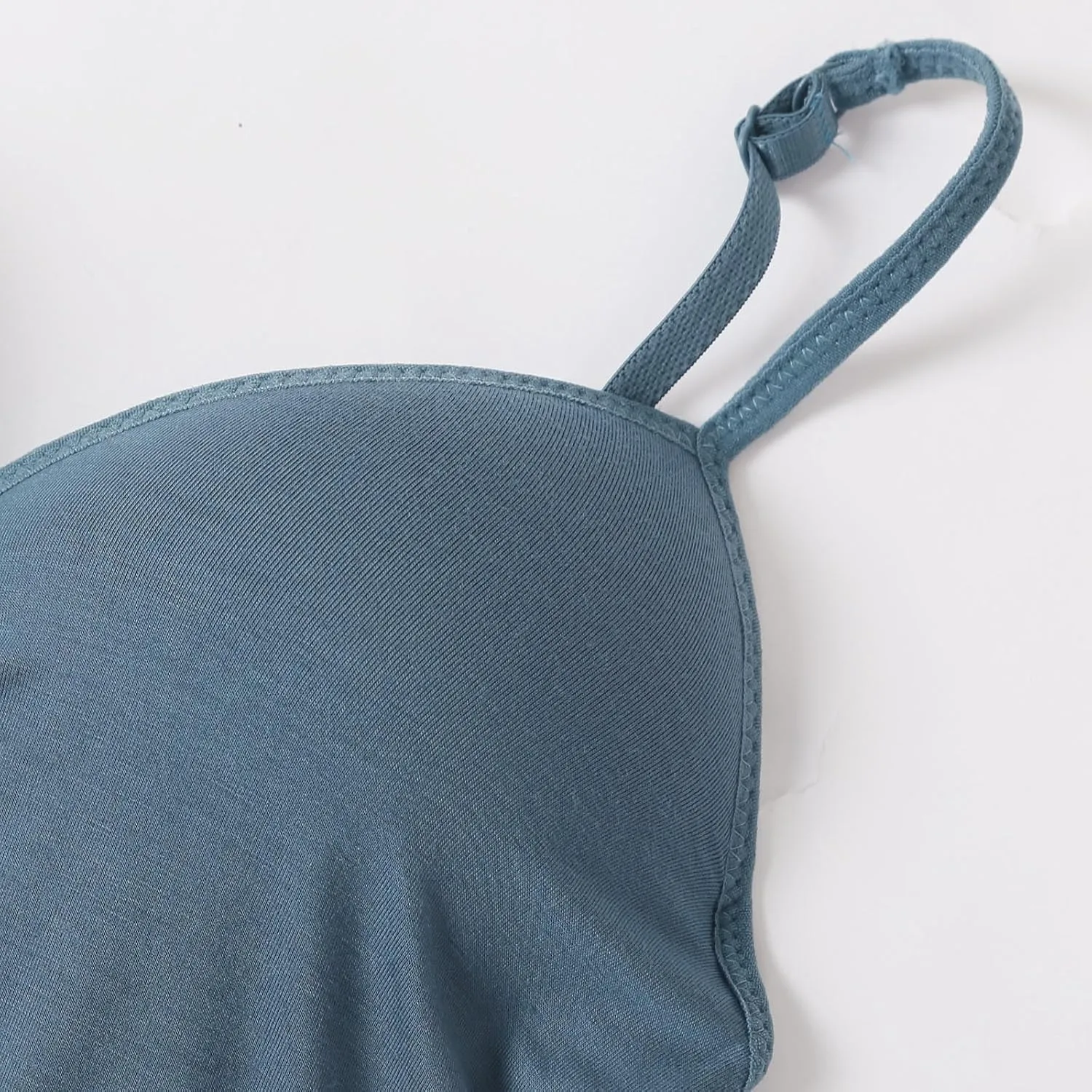 Women's Shelf Bra Camisole Tops Built in Bra Spaghetti Strap Workout Yoga Shirts Basic Layer Padded Bras Tank Tops